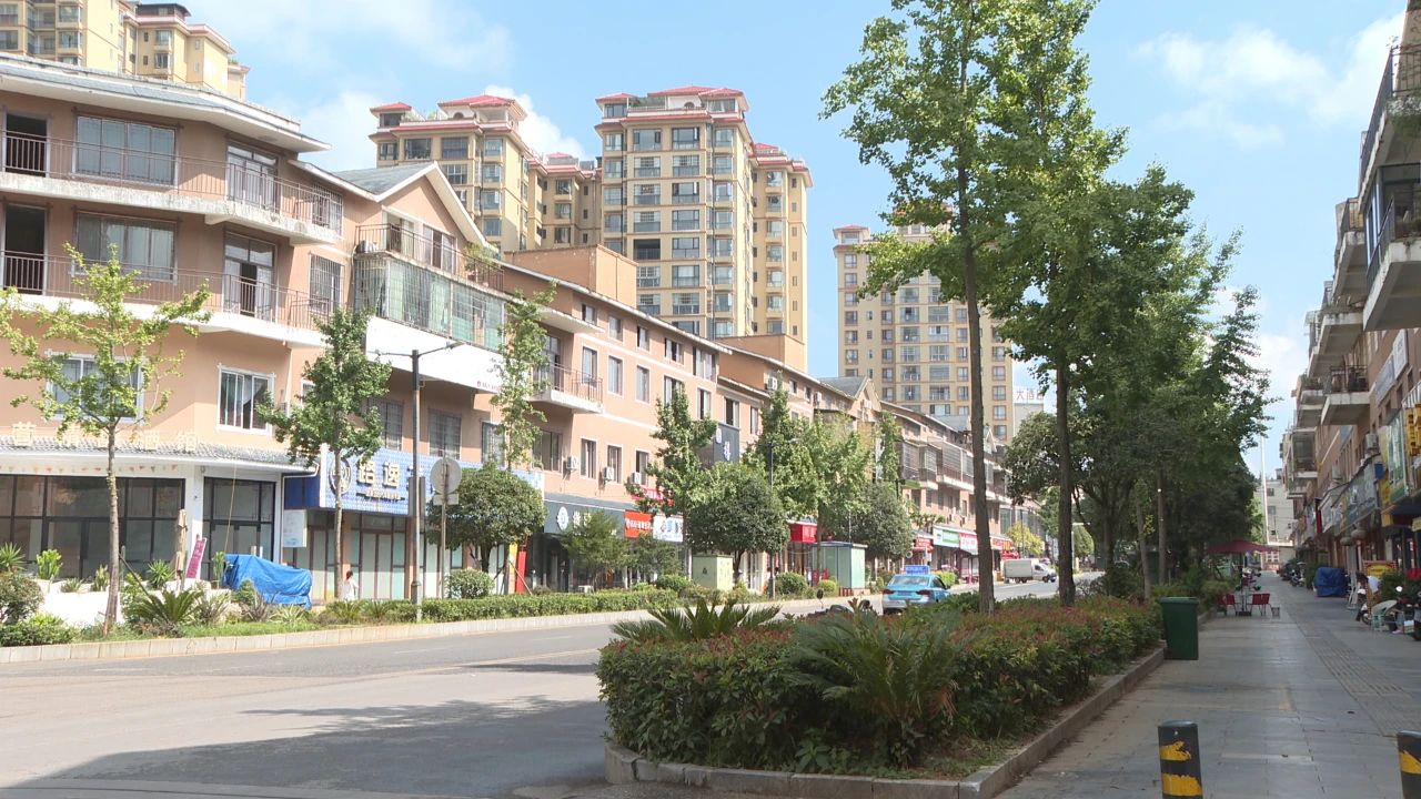 修補后的街道路面。